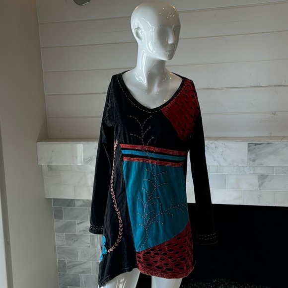 Dresses & Skirts - Boho Nepalese Embroidered Floral Black Multicolored Cotton Mini Dress Size Small